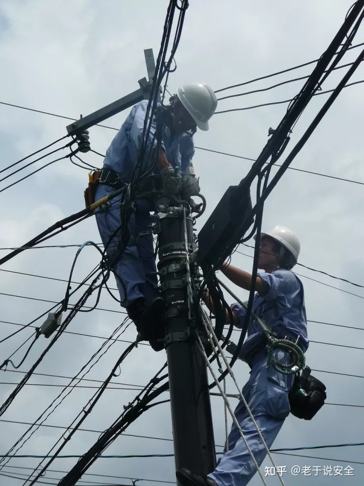 高压电工每天工作内容是什么？来理解高压电工这个工种职责与内容。插图