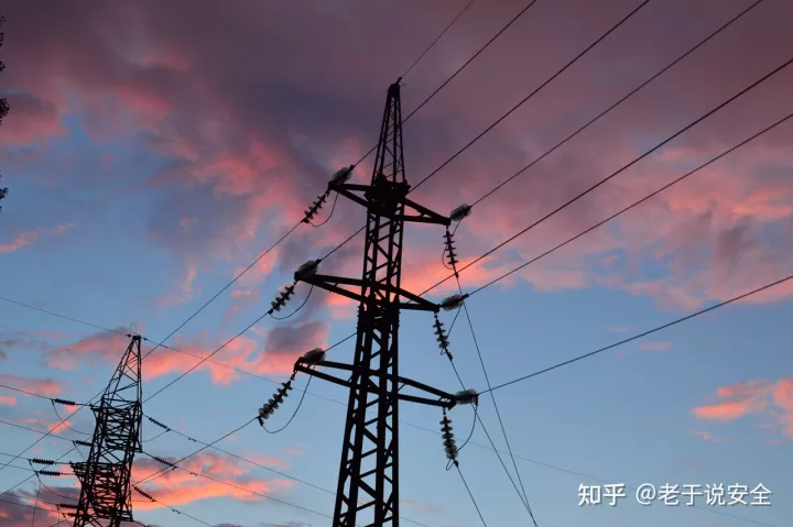 高压电工每天工作内容是什么？来理解高压电工这个工种职责与内容。插图2